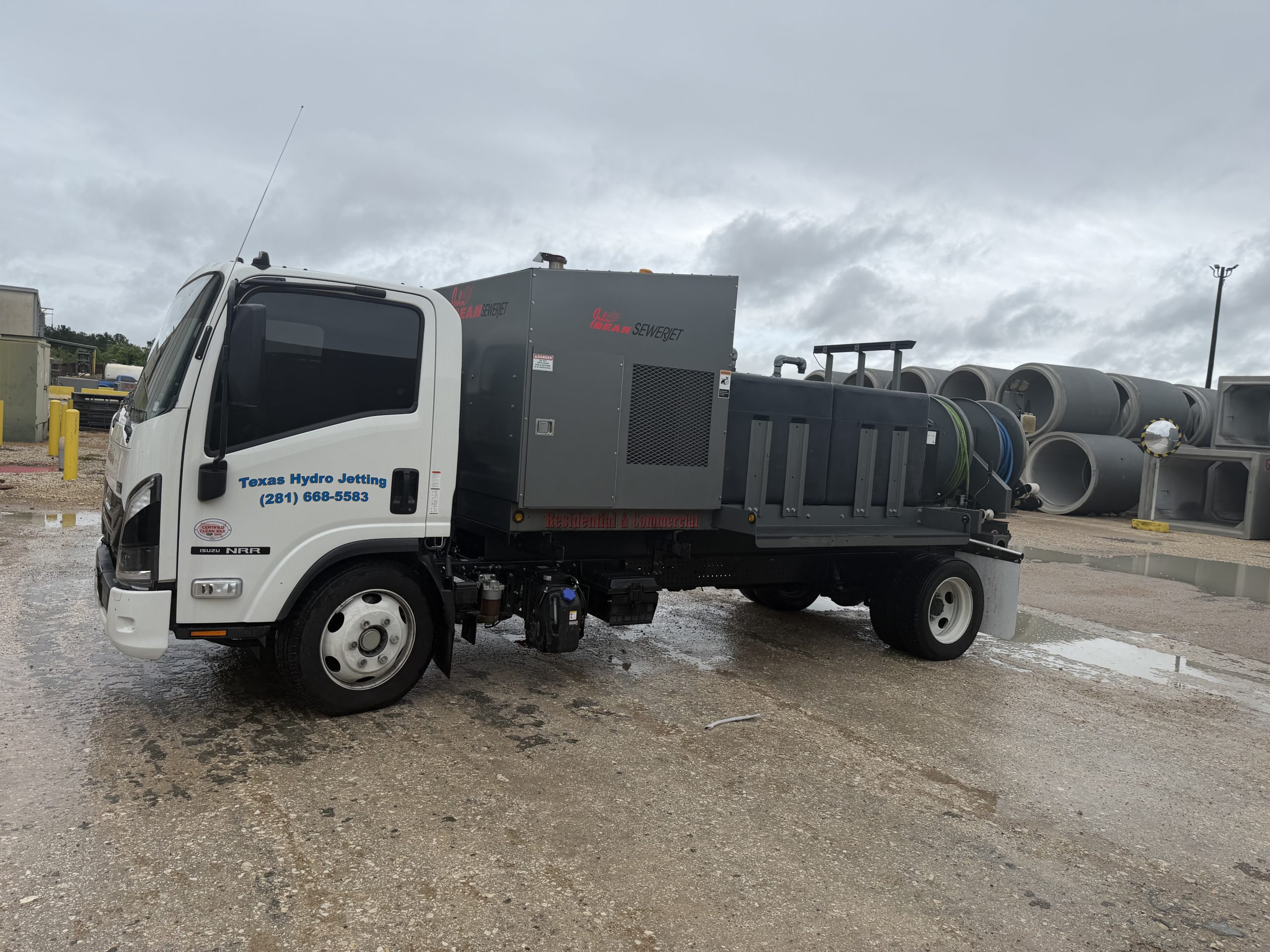 Hydro Jetting Houston TX truck performing professional sewer and drain cleaning services by YB Plumbing